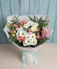 Букет цветов из:  Розы, Лизиантусы и Хризантемы в Николаевке Ростовской области