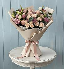 Букет цветов из:  Розы и Лизиантусы в Николаевке Ростовской области