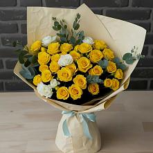 Букет цветов из:  Розы в Николаевке Ростовской области