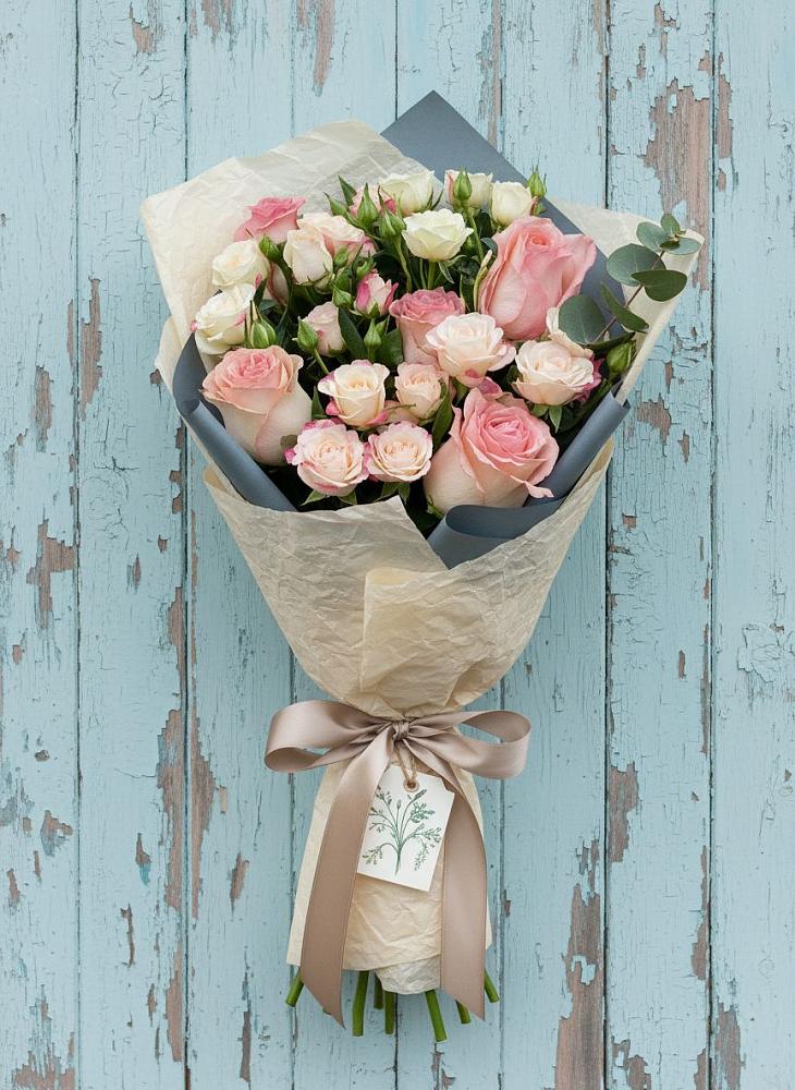 Букет цветов из: Розы в Николаевке Ростовской области