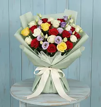 Букет цветов из:  Розы в Николаевке Ростовской области