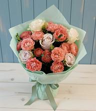 Букет цветов из:  Розы в Николаевке Ростовской области