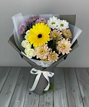 Букет цветов из:  Розы, Герберы и Хризантемы в Николаевке Ростовской области