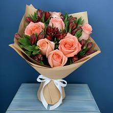 Букет цветов из:  Розы и Альстромерии в Николаевке Ростовской области