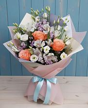 Букет цветов из:  Лизиантусы, Розы, Альстромерии и Гипсофила в Николаевке Ростовской области