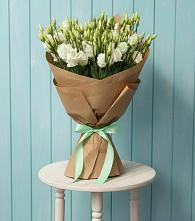 Букет цветов из:  Лизиантусы в Николаевке Ростовской области