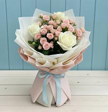 Букет цветов из:  Розы в Николаевке Ростовской области