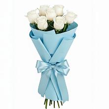 Букет 7 белых роз Проуд в Николаевке Ростовской области