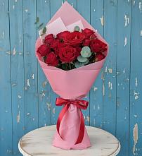 Букет цветов из:  Розы в Николаевке Ростовской области