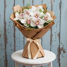 Букет цветов из:  Орхидеи и Розы в Николаевке Ростовской области